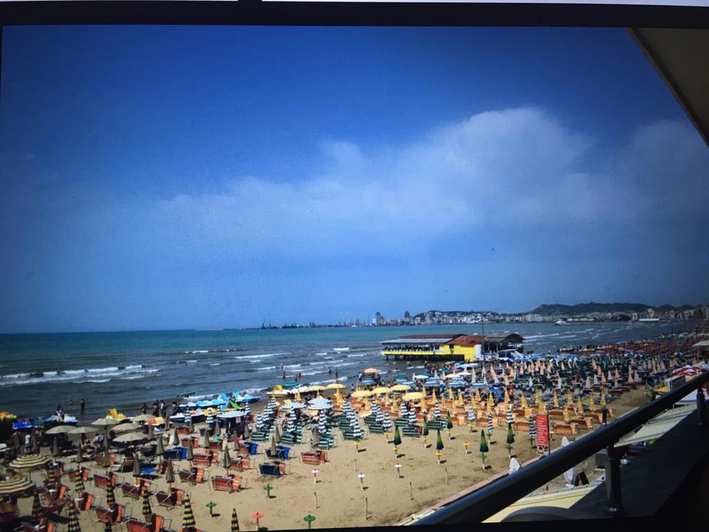 Bellavista Apartment Durres Luaran gambar